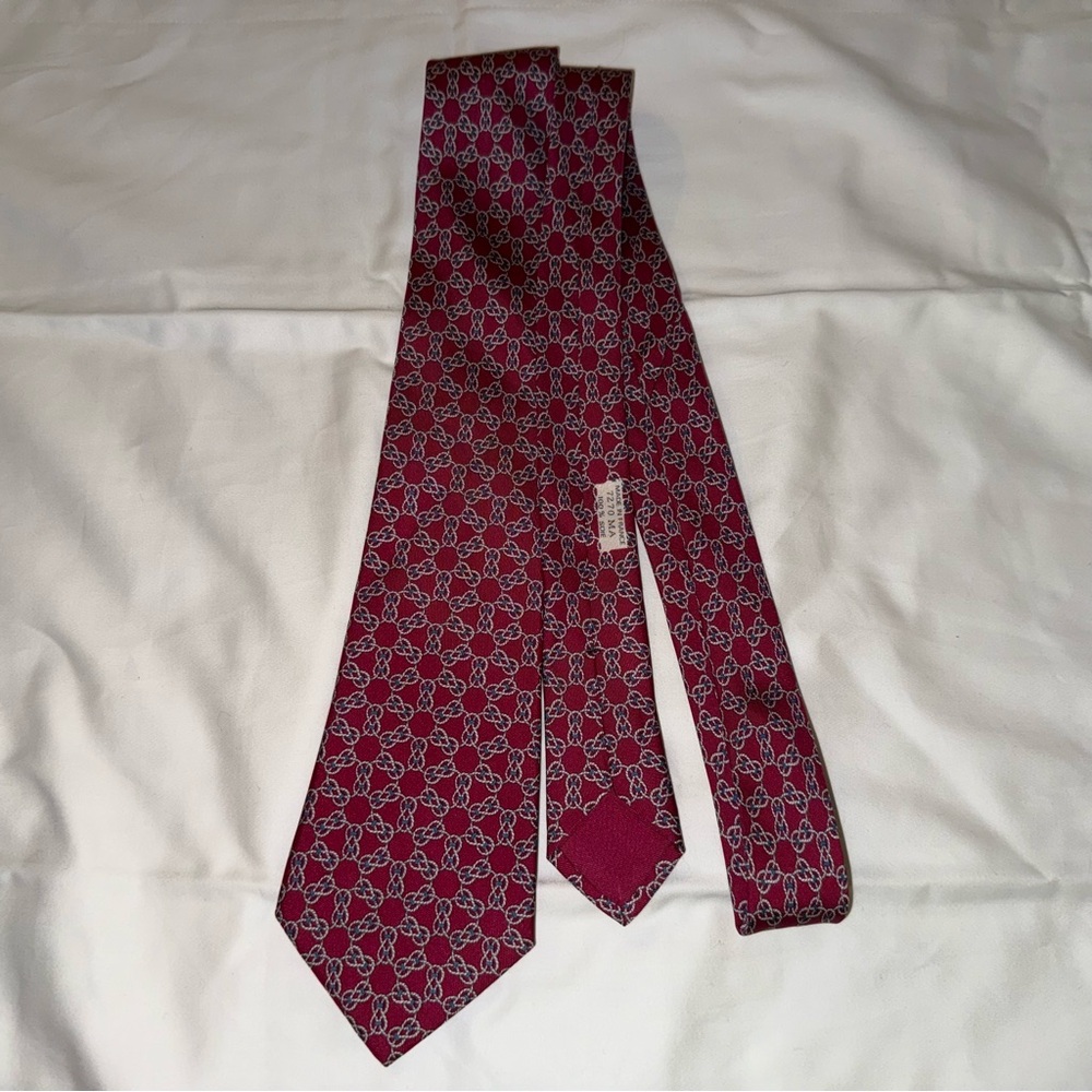 Hermes men’s 100% silk tie